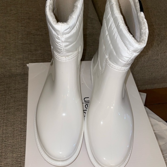 W white black Calvin Klein Snow boot brand new still in plastic 9m - Picture 6 of 7